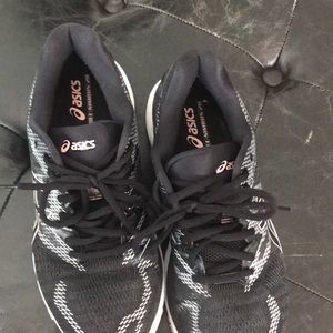 Asics Shoes - ASICS gel nimbus sz 8.5 in great condition Asics Shoes - ASICS gel nimbus sz 8.5 in great condition